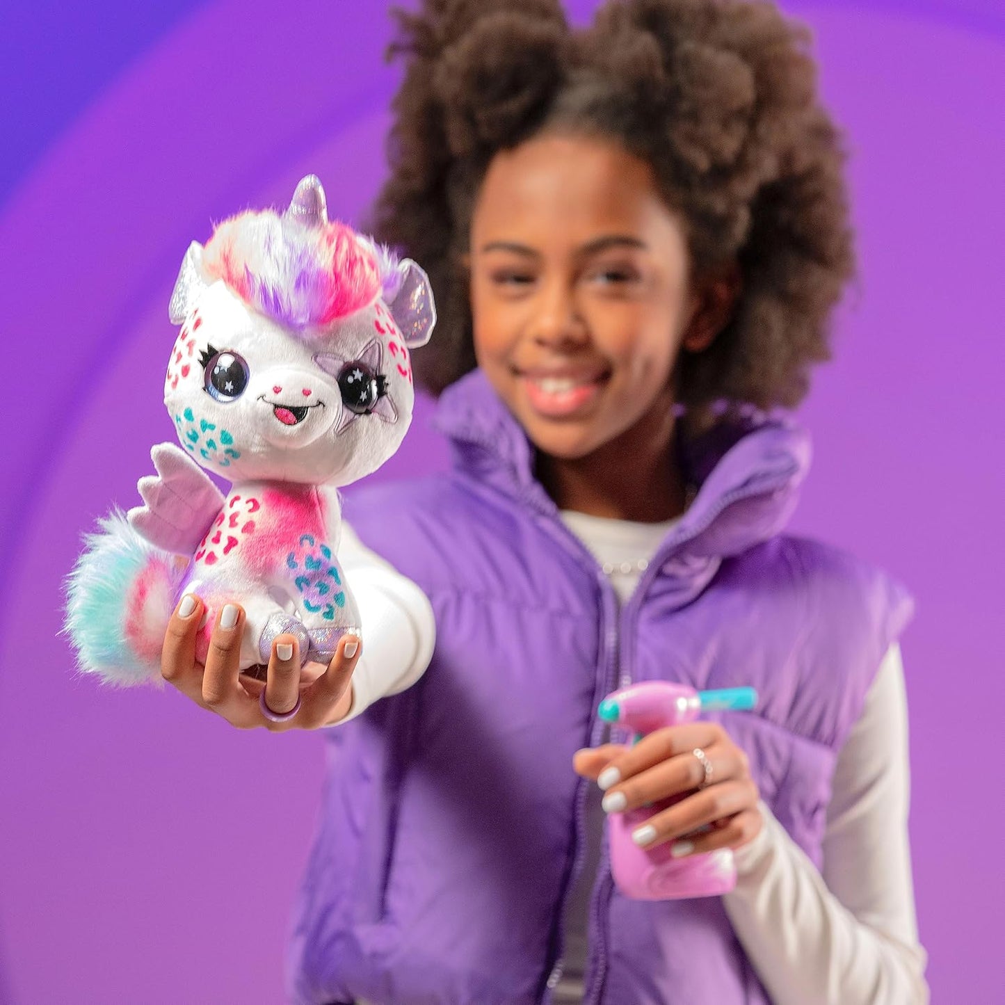 Style 4 Ever Airbrush Plush - Glow in the Dark Magic Unicorn