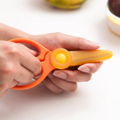Piyo Piyo Multi-Functional Food Scissors