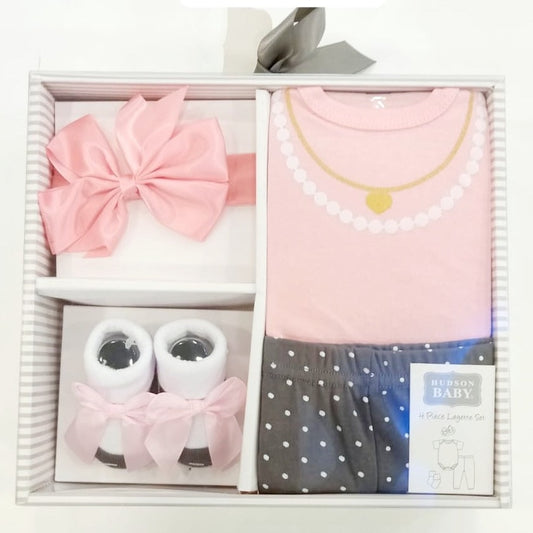 4 Piece Baby Layette Giftset