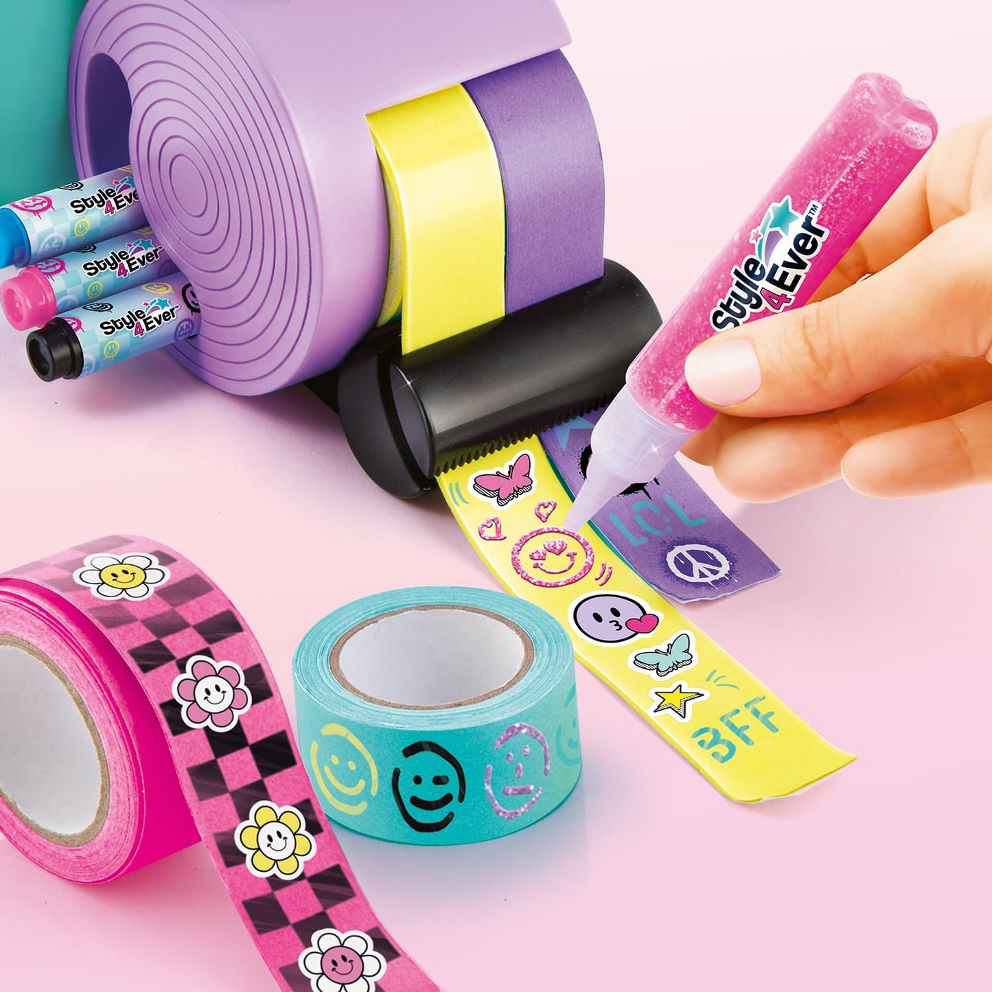 Canal Toys Style 4 Ever Scrapbooking Station 3 en 1 - Personnalisez votre carnet - Plus de 150 accessoires de bricolage inclus, des heures de créativité, de gaufrage et d'usine d'autocollants Canal Toys Style 4 Ever Scrapbooking Station 3 en 1 - Personnalisez votre carnet - Plus de 150 accessoires de bricolage inclus, des heures de créativité, de gaufrage et d'usine d'autocollants