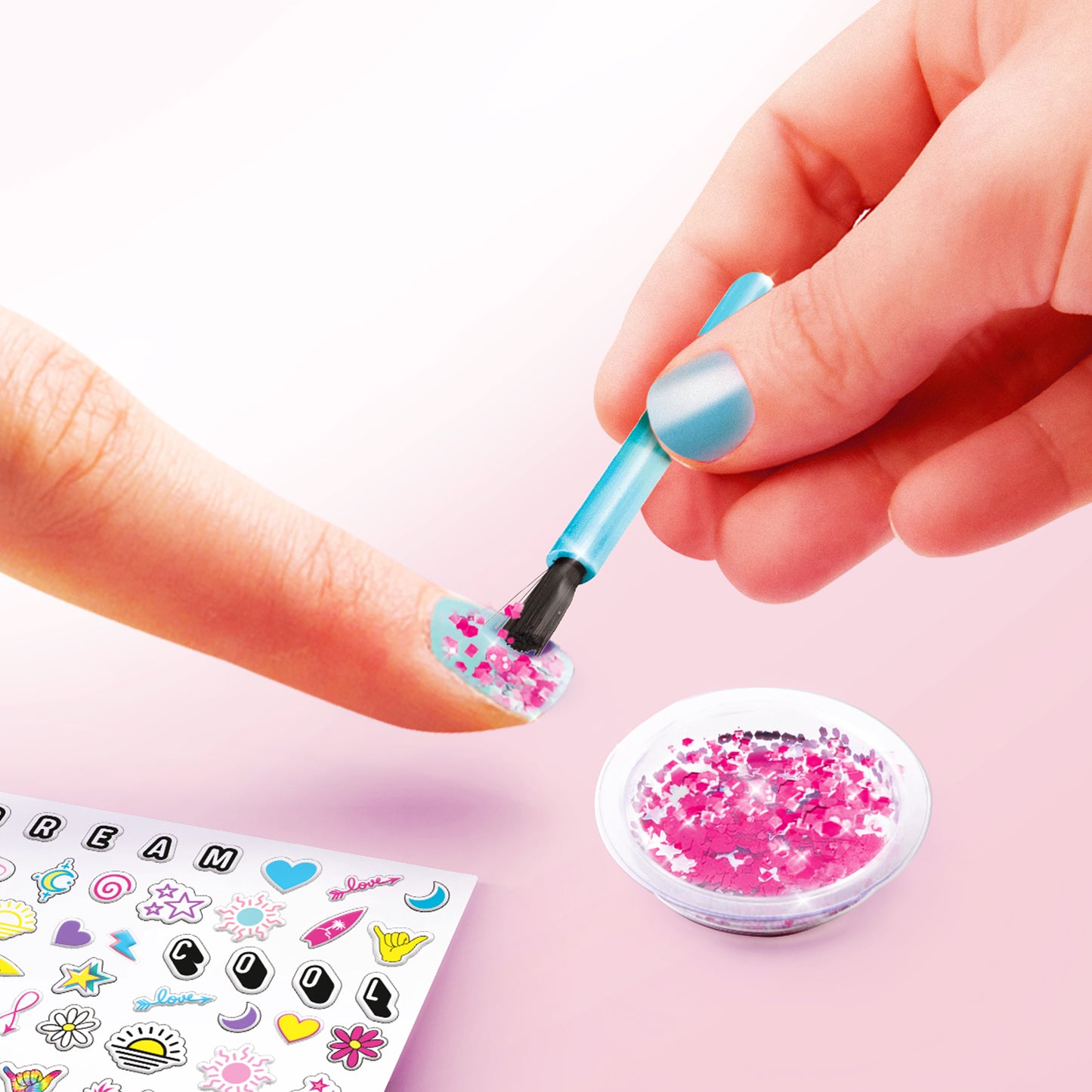 Style 4 Ever Glitter Nail Art Kit (Available 30 July)